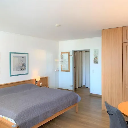 Apartment Trafalgar 231
